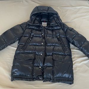Moncler Chiablese Short Down Jacket (Size 2)